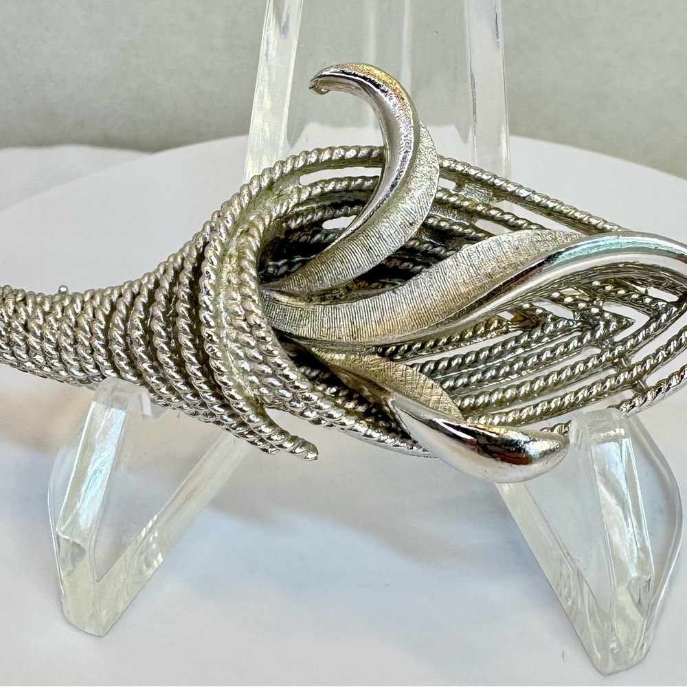 Vintage Coro signed Silver-Tone Knotted Rope Statement Brooch